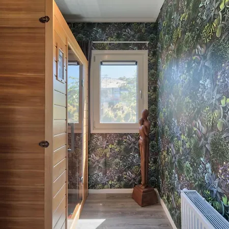 Resort Vb Deluxe 4 Personen Sauna Schin op Geul