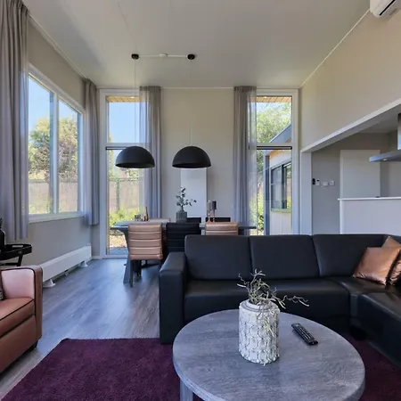 Vb Deluxe 4 Personen Sauna Resort Schin op Geul